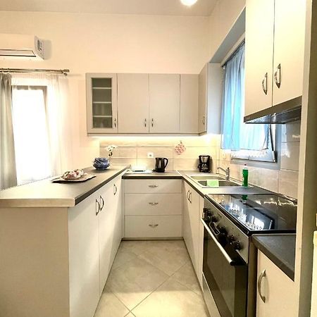 Apartment In The Centre For 4 People Naxos City 외부 사진