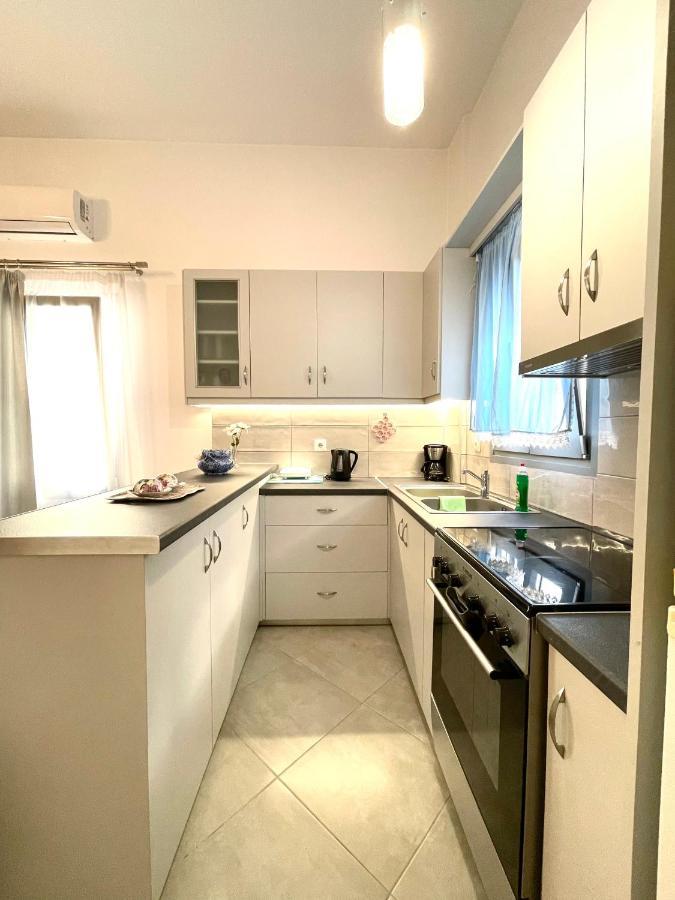 Apartment In The Centre For 4 People Naxos City 외부 사진