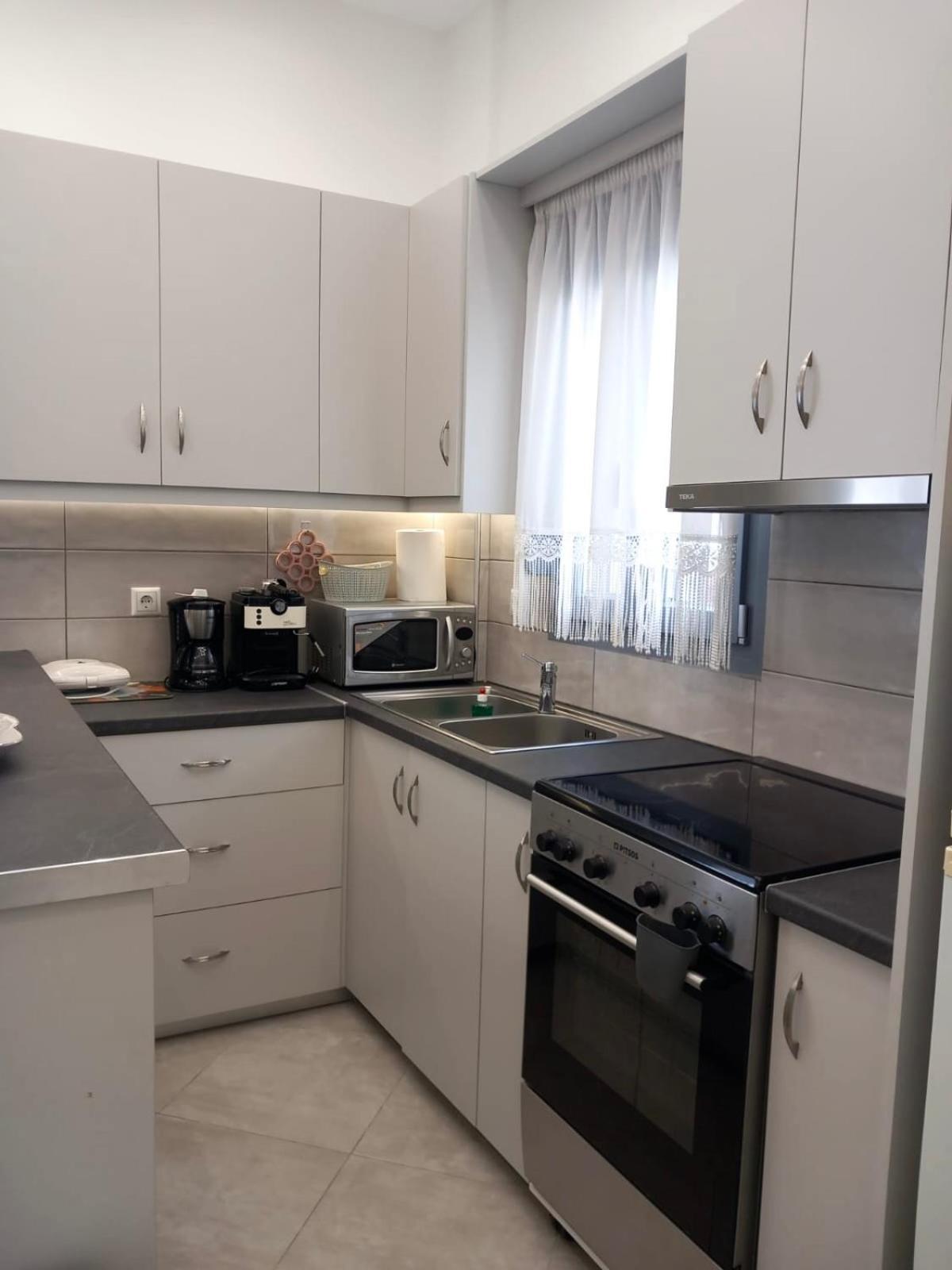 Apartment In The Centre For 4 People Naxos City 외부 사진