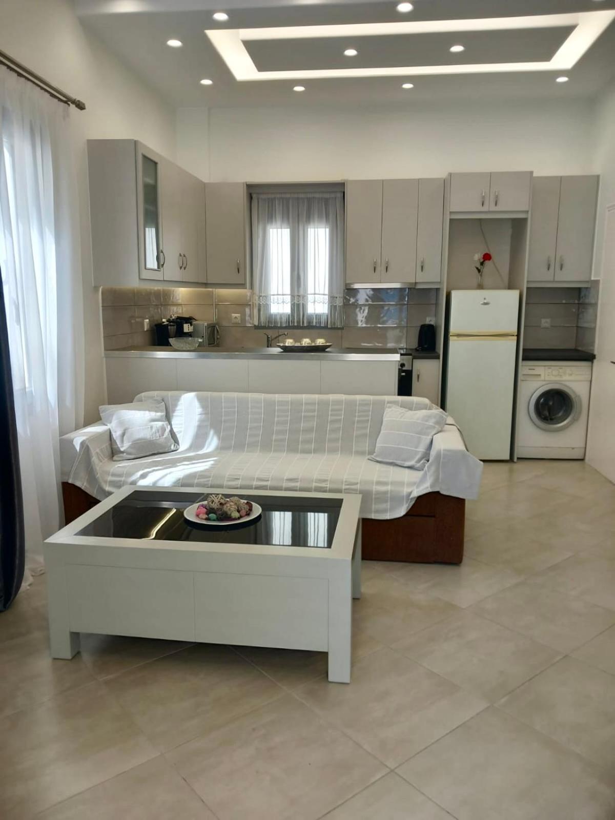 Apartment In The Centre For 4 People Naxos City 외부 사진