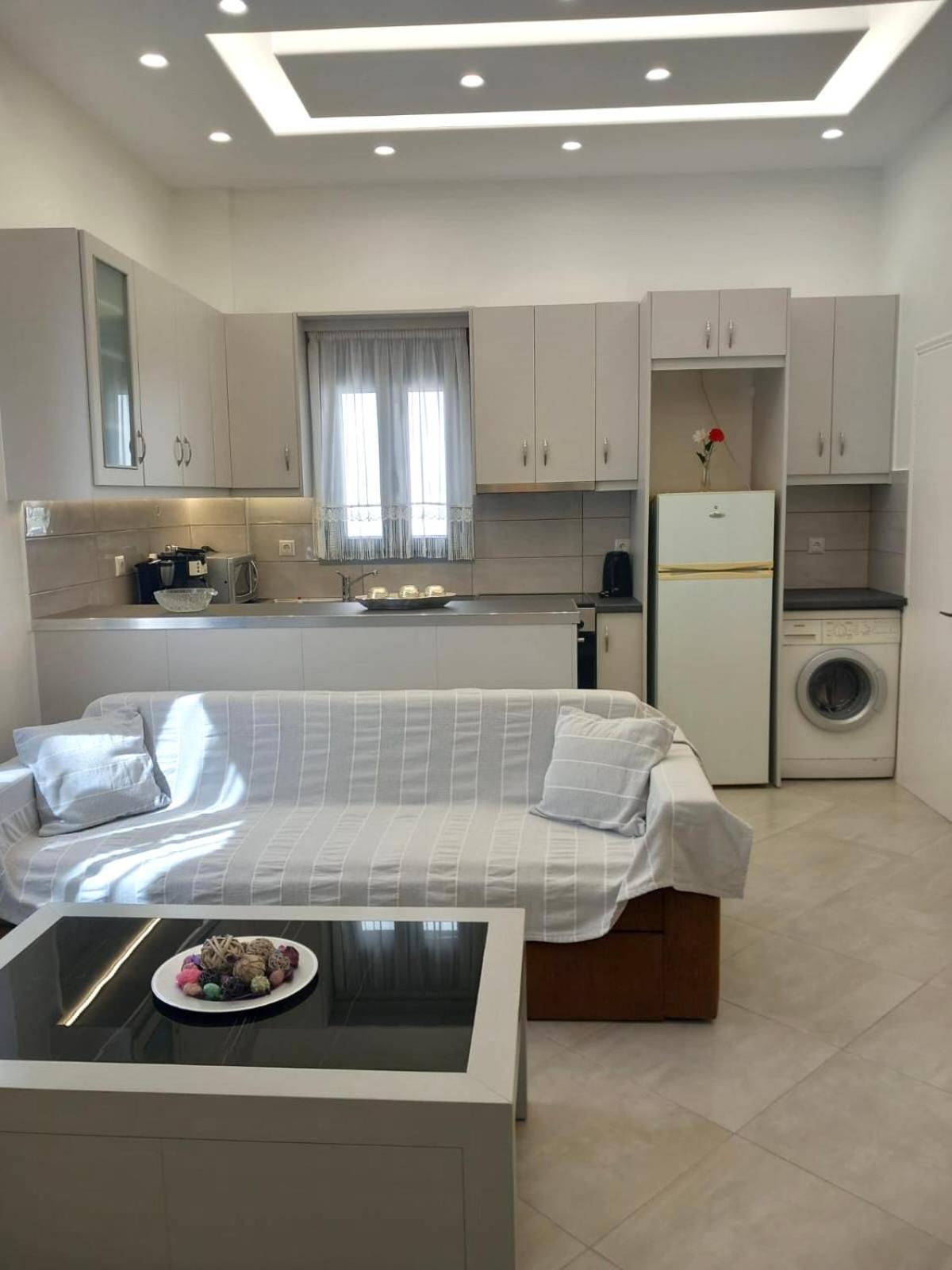Apartment In The Centre For 4 People Naxos City 외부 사진