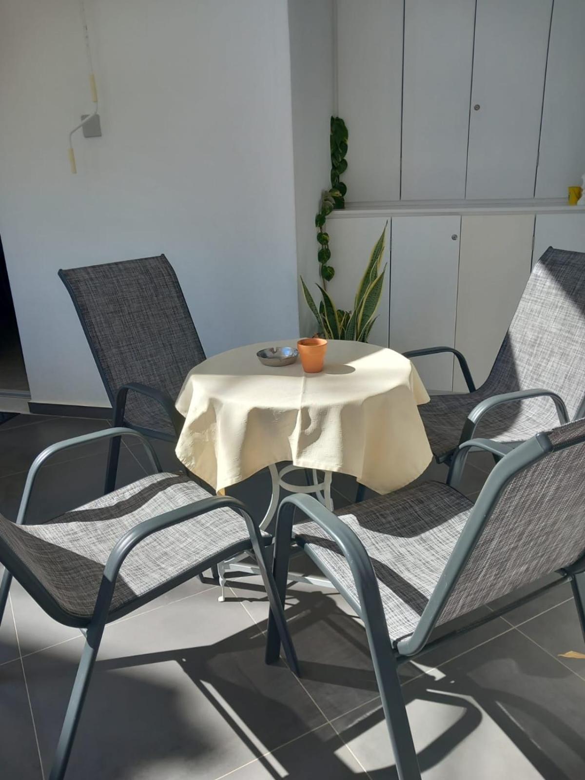 Apartment In The Centre For 4 People Naxos City 외부 사진