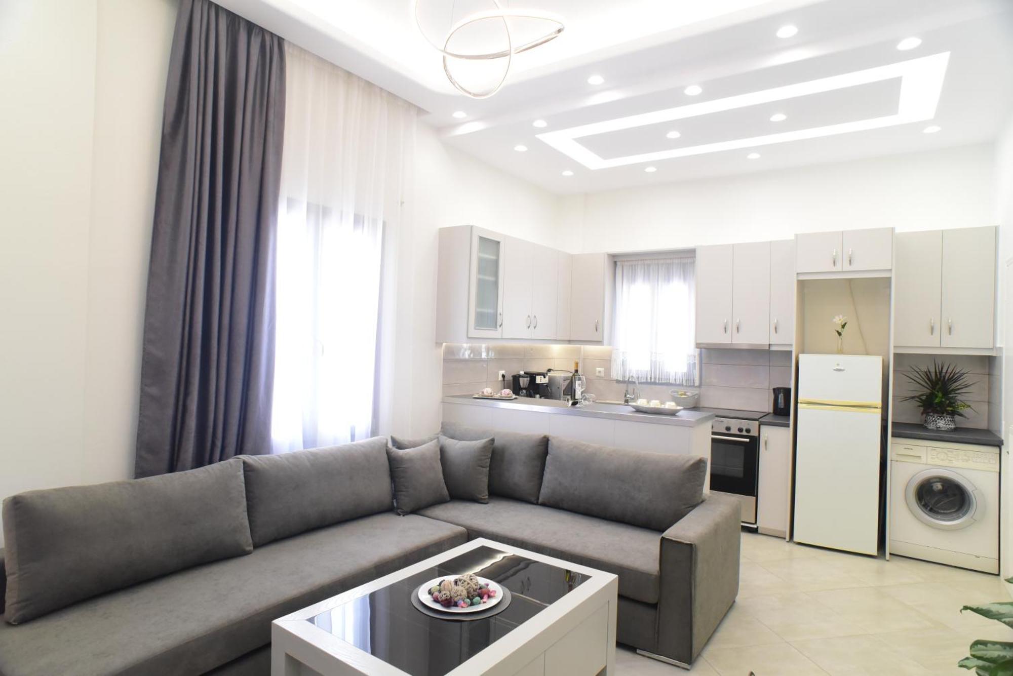 Apartment In The Centre For 4 People Naxos City 외부 사진