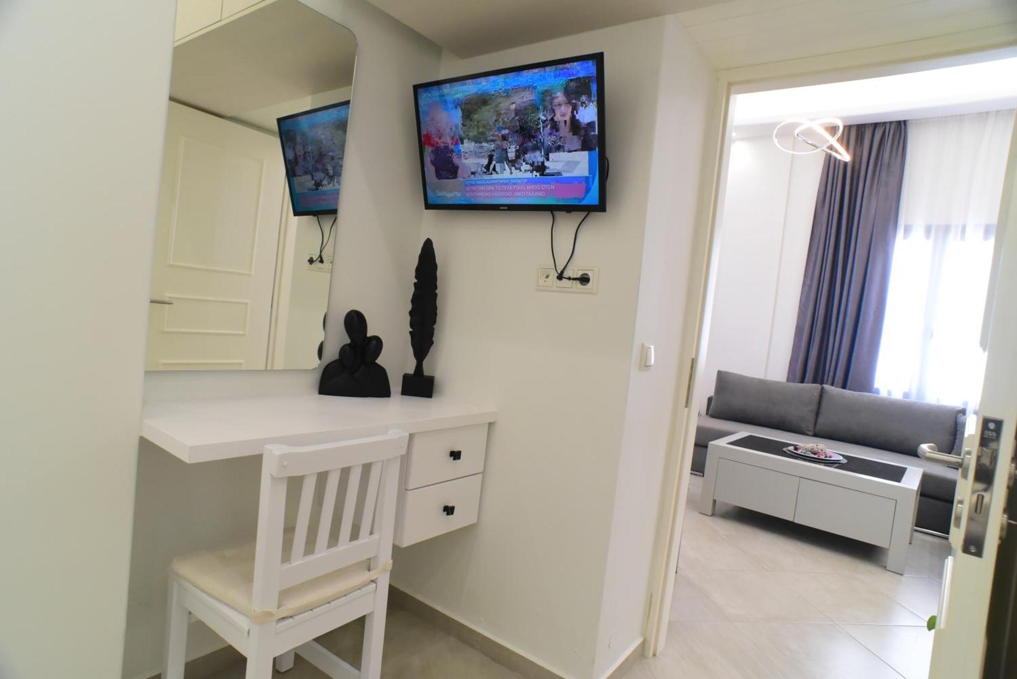Apartment In The Centre For 4 People Naxos City 외부 사진