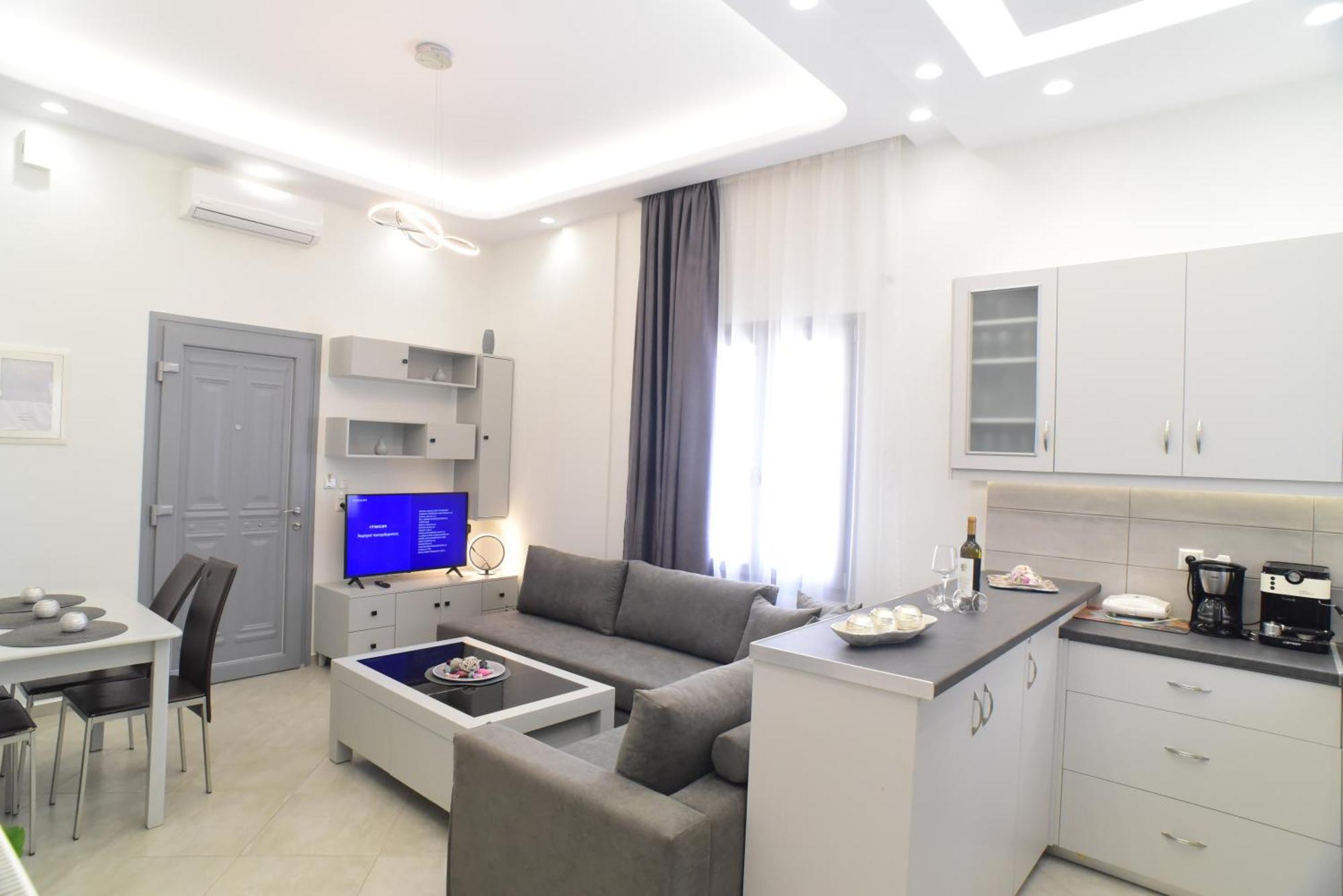 Apartment In The Centre For 4 People Naxos City 외부 사진